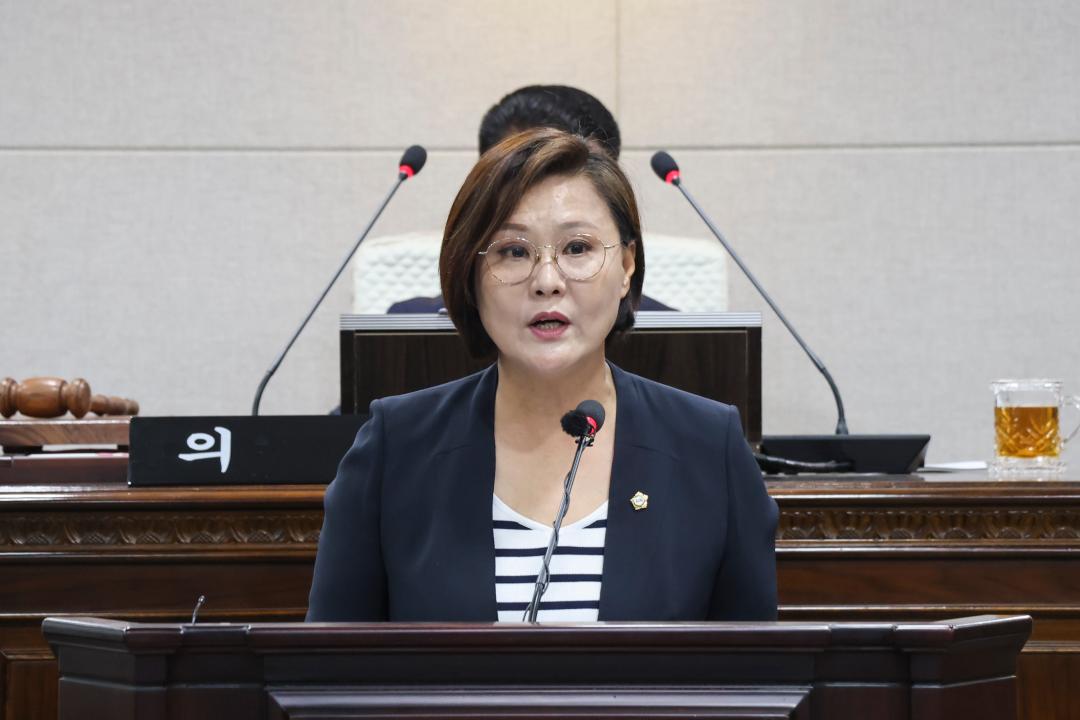 '2025. 6. 20.(금) 보도자료_5분발언_최선경 의원_공공건축분야 행정 개선을 위한 제언' 게시글의 사진(2) '붙임 2-3. 최선경 의원 5분 발언 사진 2.jpg'