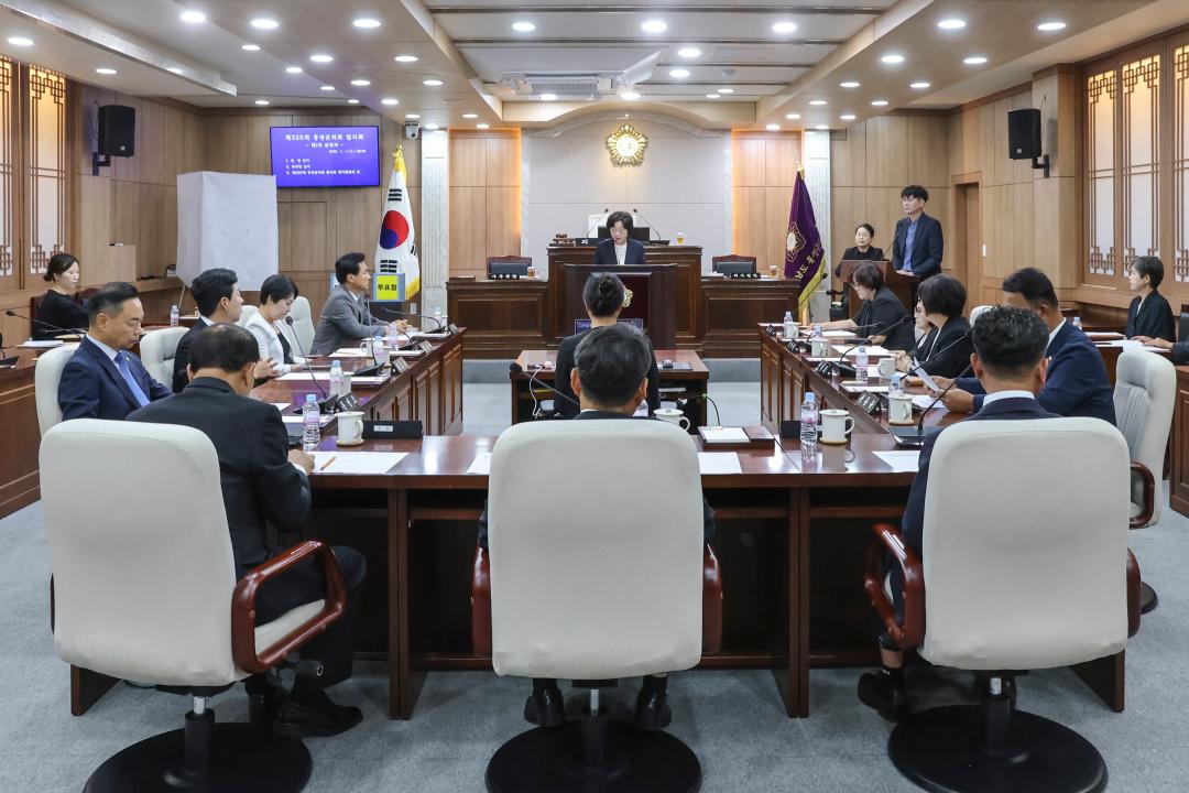 '2026.07.03.(금) 보도자료_제10대 홍성군의회 힘찬 출범… 행동하는 의정, 책임지는 의회 다짐' 게시글의 사진(2) '사진 1. 260701 제320회 홍성군의회 임시회 - 10대 의장,부의장선거_본회의장.jpg'