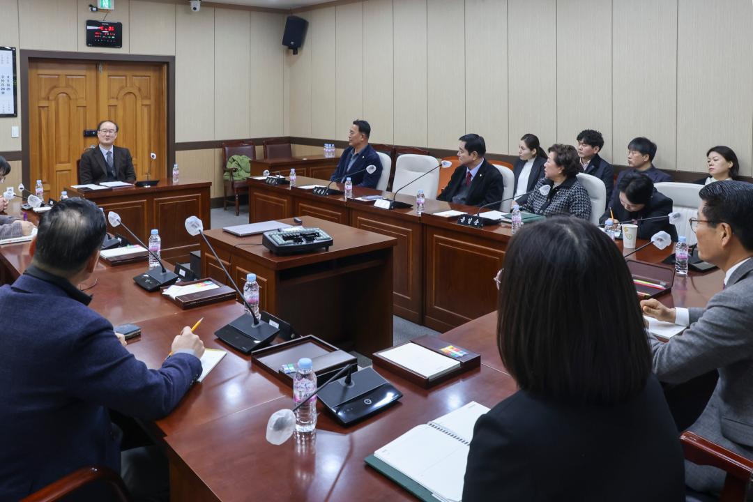 '2025.02.11.(화) 정치관계법 안내 교육' 게시글의 사진(4) '전체사진 4.jpg'