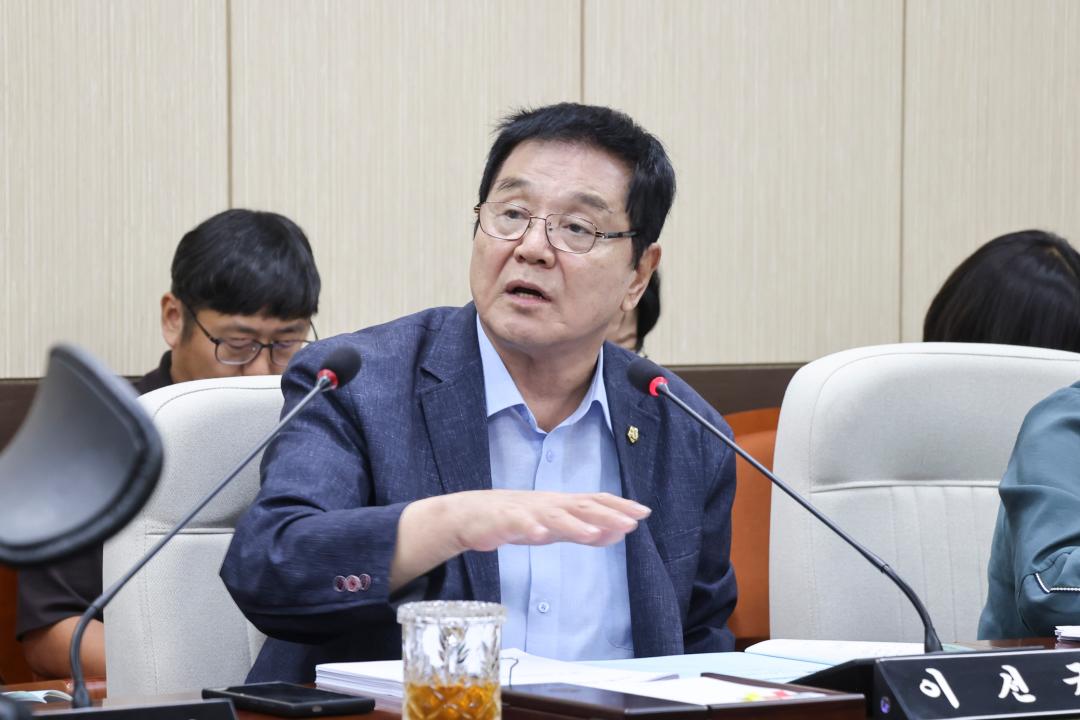 '2025.09.02.(화) 제6회 정책협의회' 게시글의 사진(9) '이선균 의원.jpg'