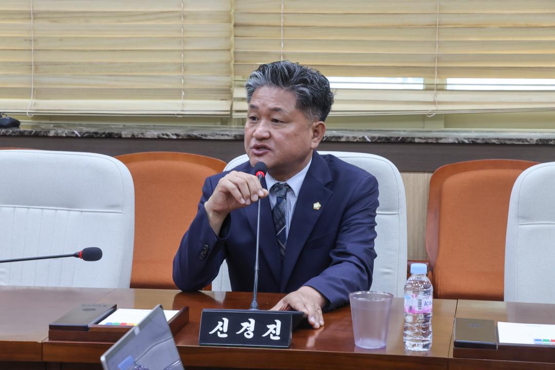 '2026.07.03.(금) 제320회 홍성군의회 임시회 - 상임위원회 위원 선임 및 위원장 선거' 게시글의 사진(7) '7. 신경진 간사.jpg'