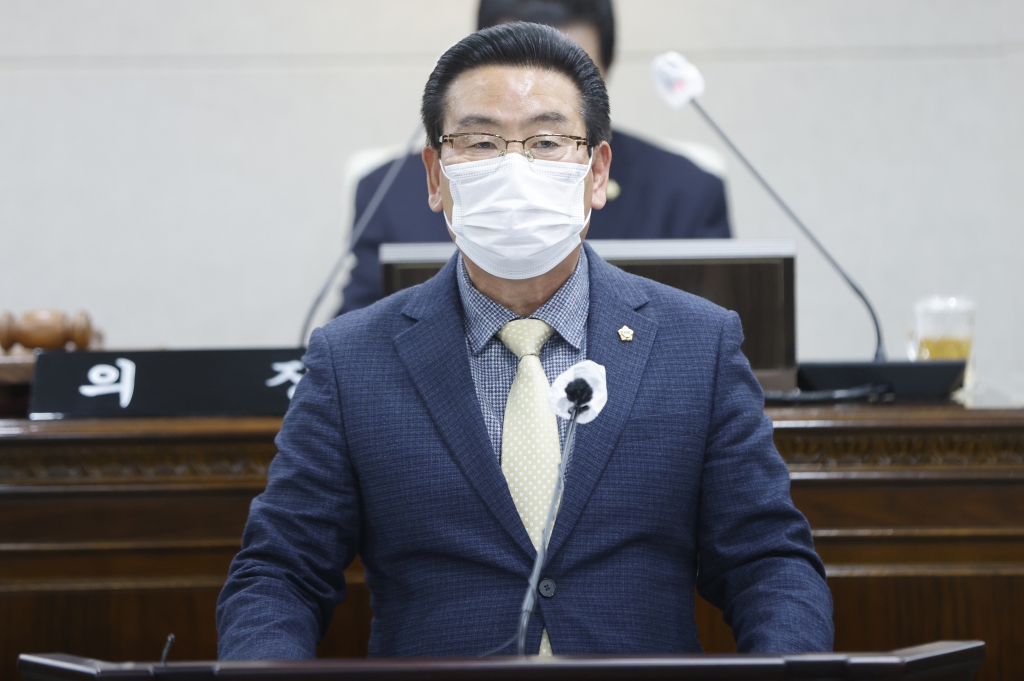 '제282회 홍성군의회 제2차 정례회 장재석 의원(공적아동 돌봄시스템 구축 및 돌봄서비스 지원 확대 필요성 제안) ' 게시글의 사진(1) '5분_발언_홍성군의회_장재석_의원.jpg'