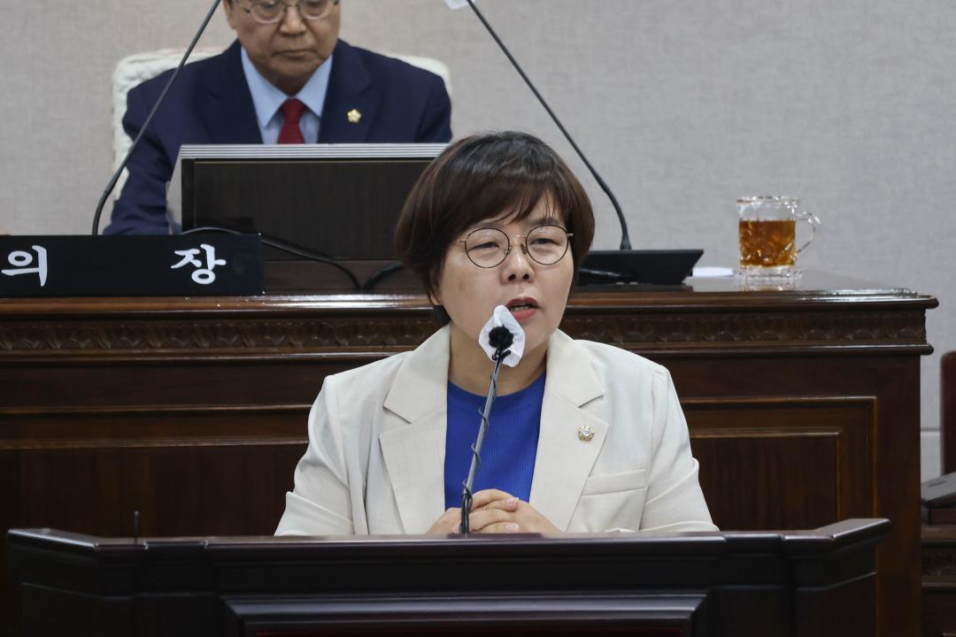 '제303회 임시회 개회_5분발언_이정희 의원(“누구도 소외되지 않는 세상 만들기”)' 게시글의 사진(2) '5분 자유 발언(이정희의원)-1.jpg'